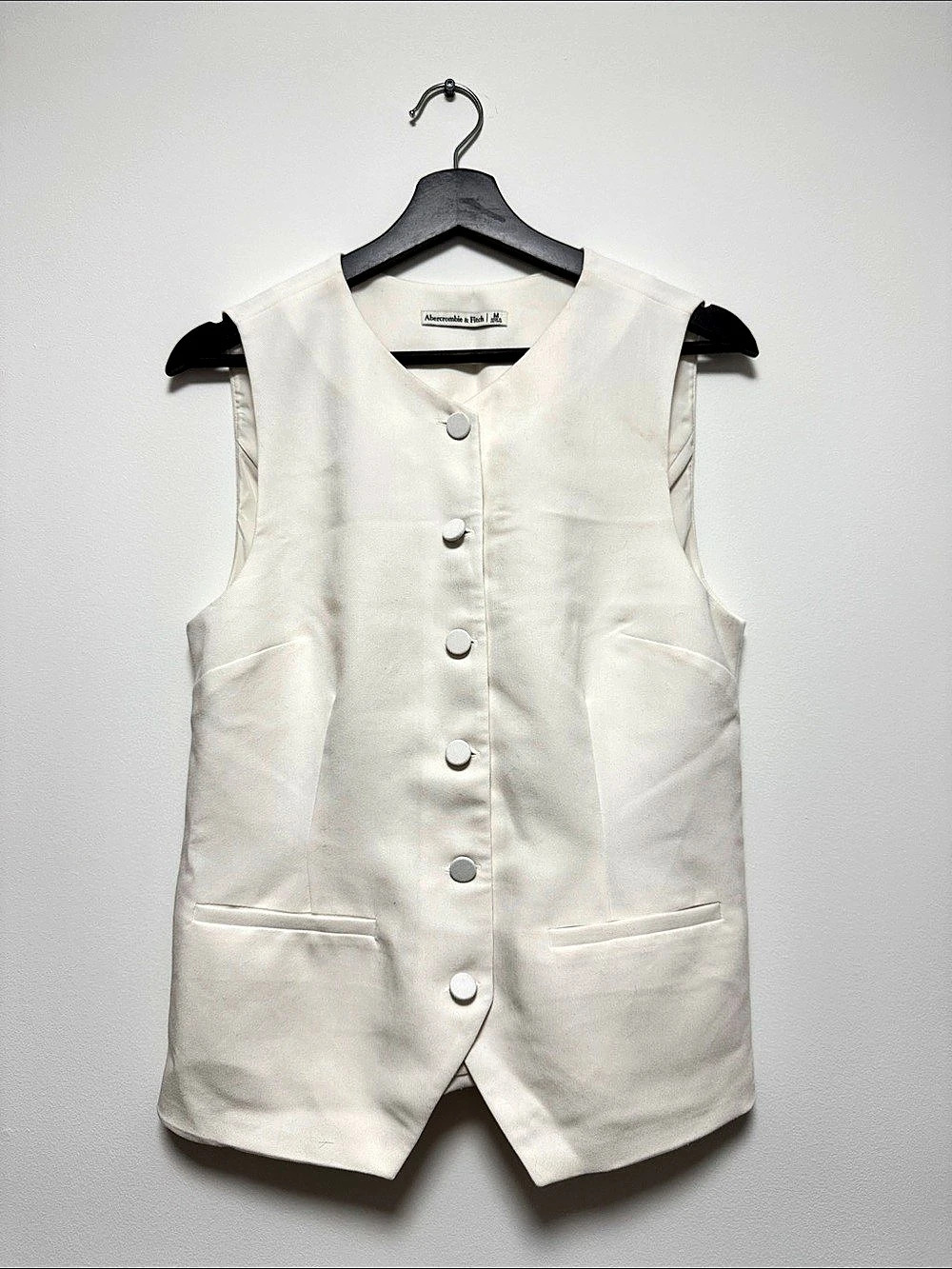 Abercrombie & Fitch white vest